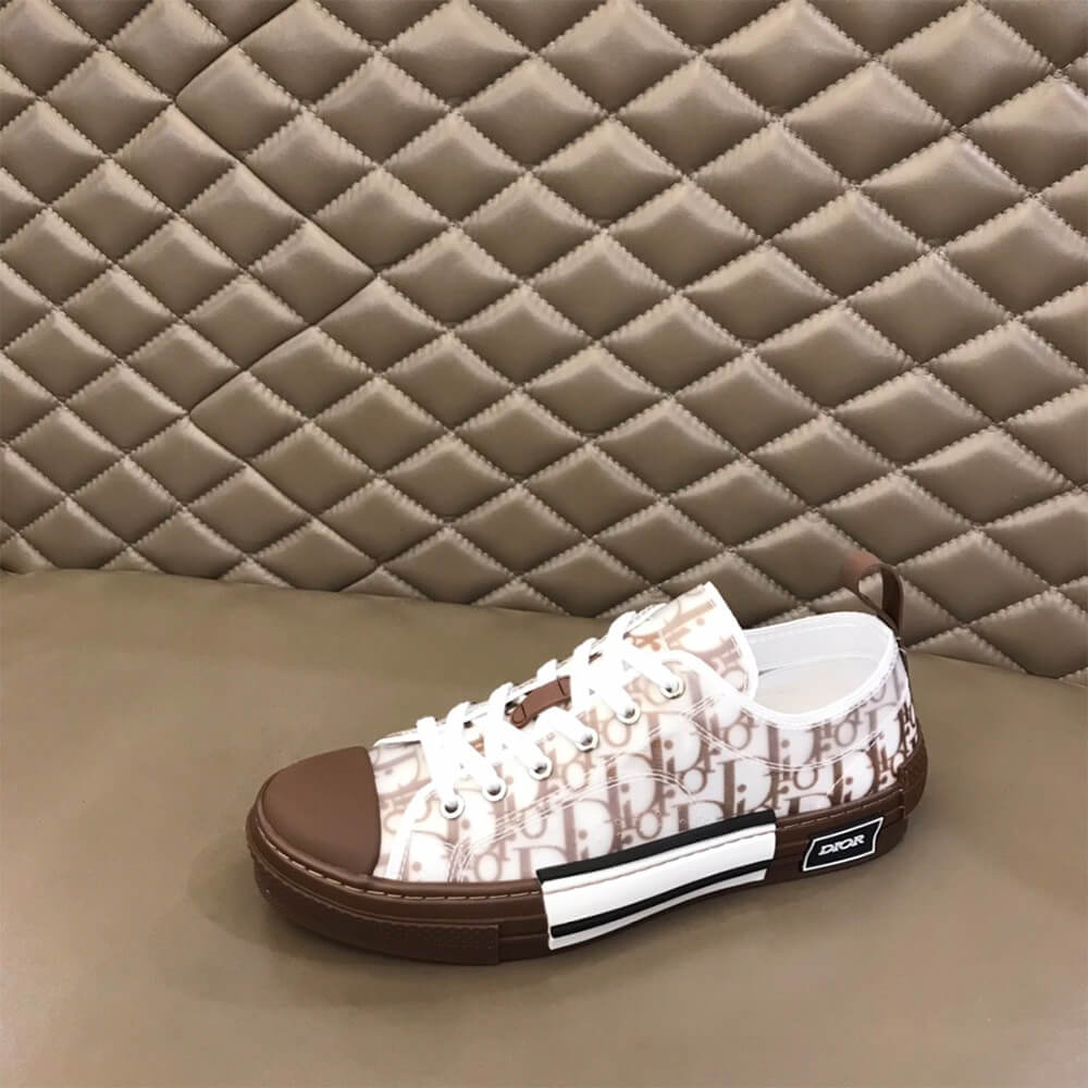 B23 LOW-TOP SNEAKER