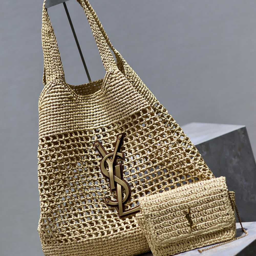 Y51 ICARE maxi shopping bag in quilted lambskin