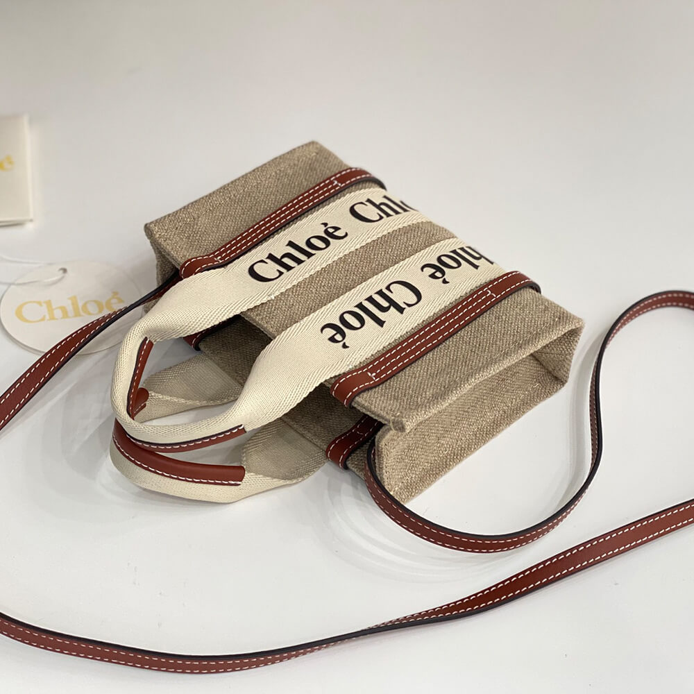 Ch10e   mini woody tote bag in linen