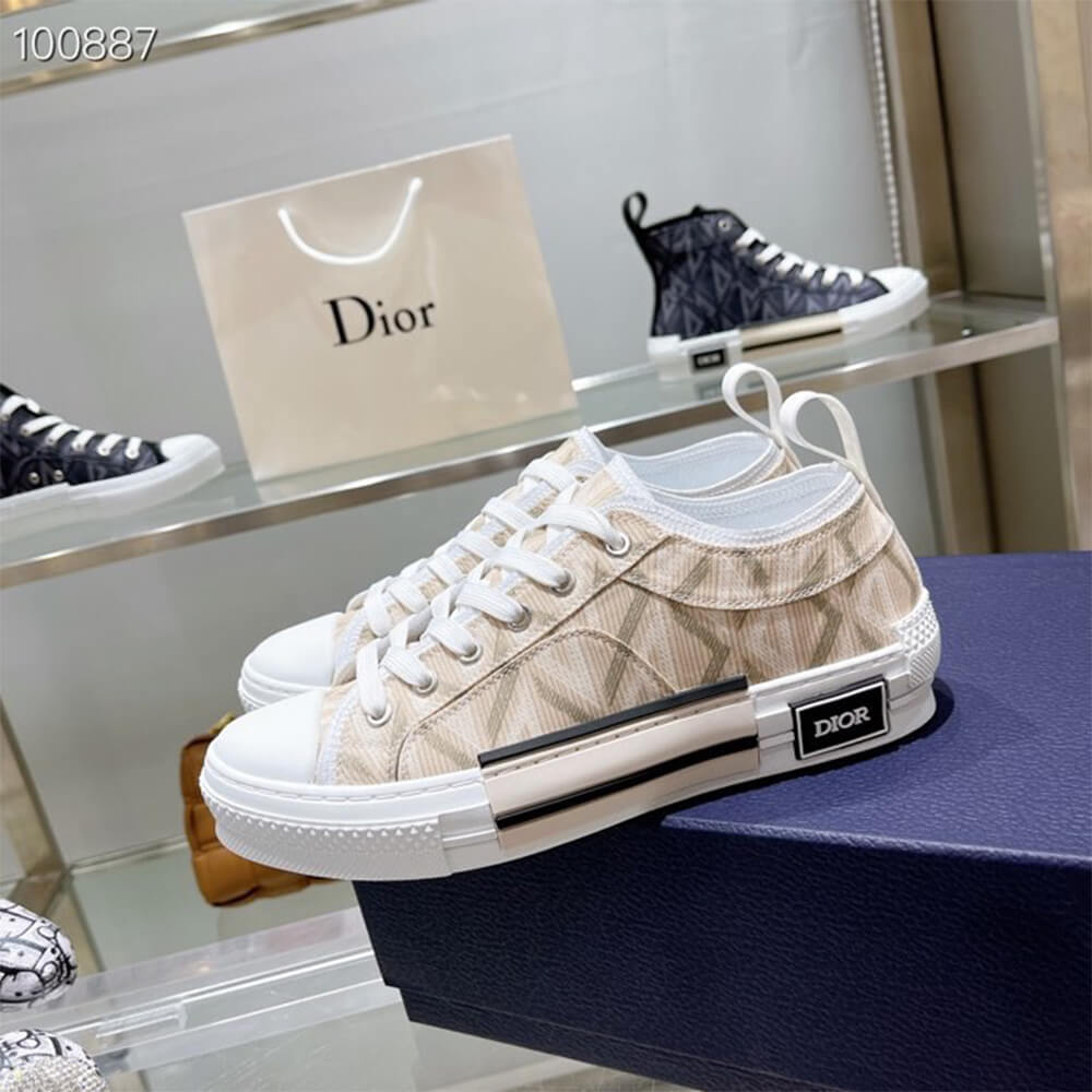 B23 LOW-TOP SNEAKER