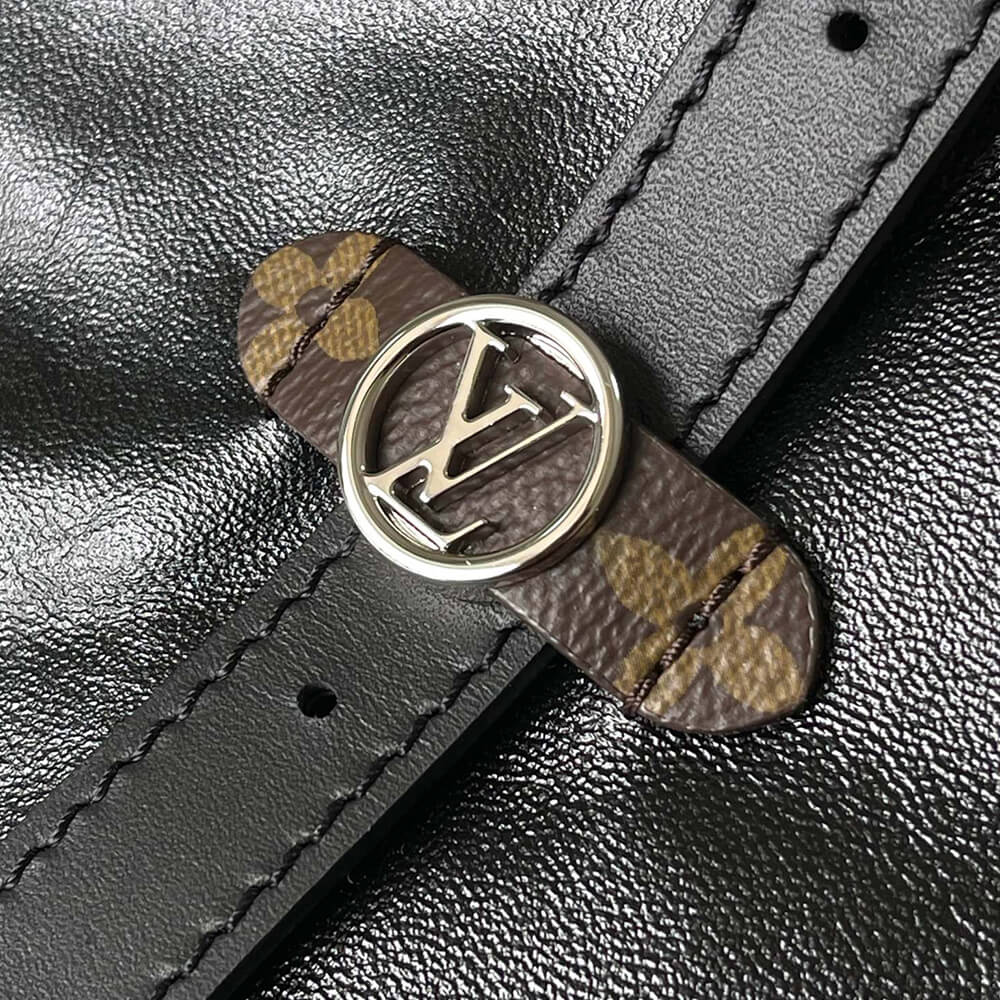 LV CarryAll Vibe MM Bag