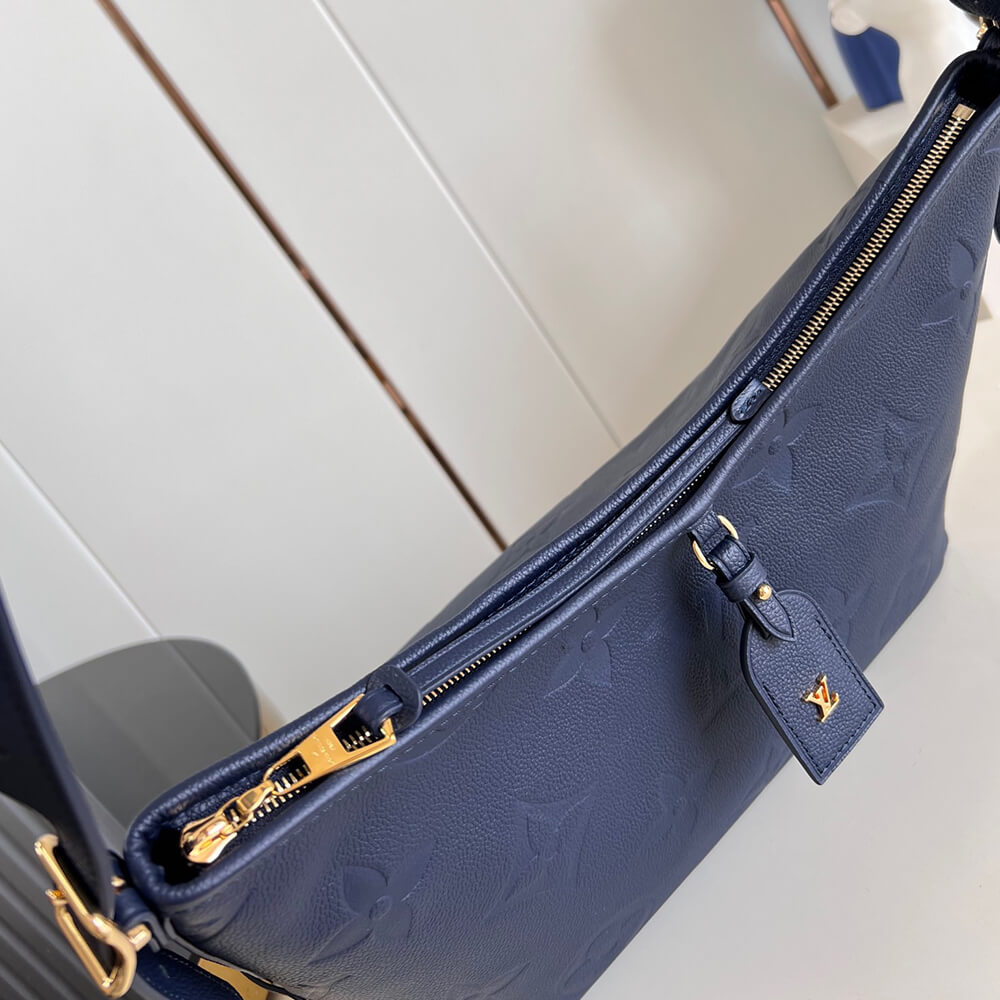 LV CarryAll MM