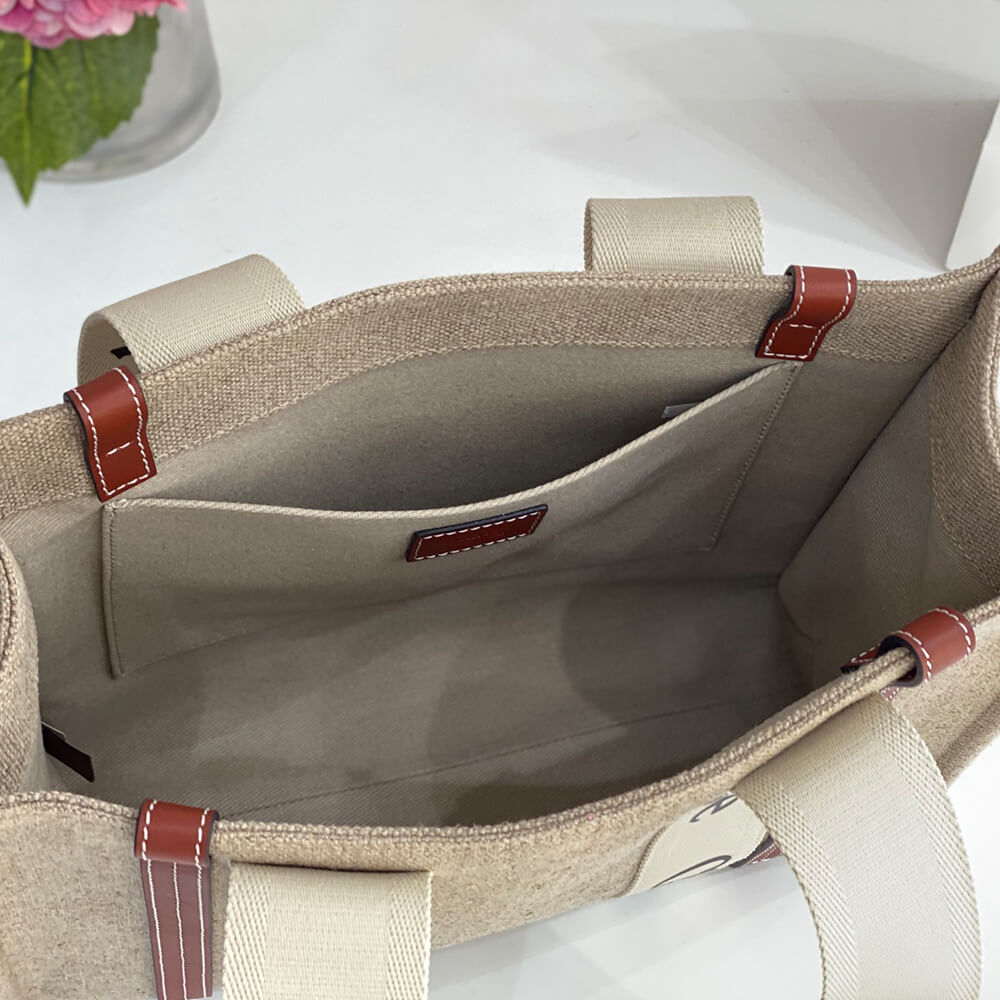 Ch10e  woody tote bag in linen